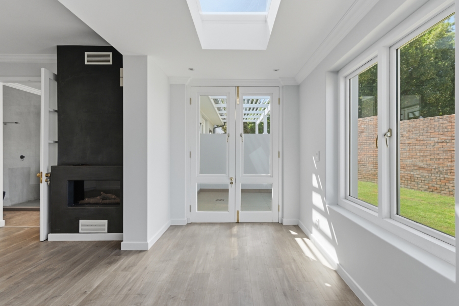 4 Bedroom Property for Sale in Golden Hill Western Cape